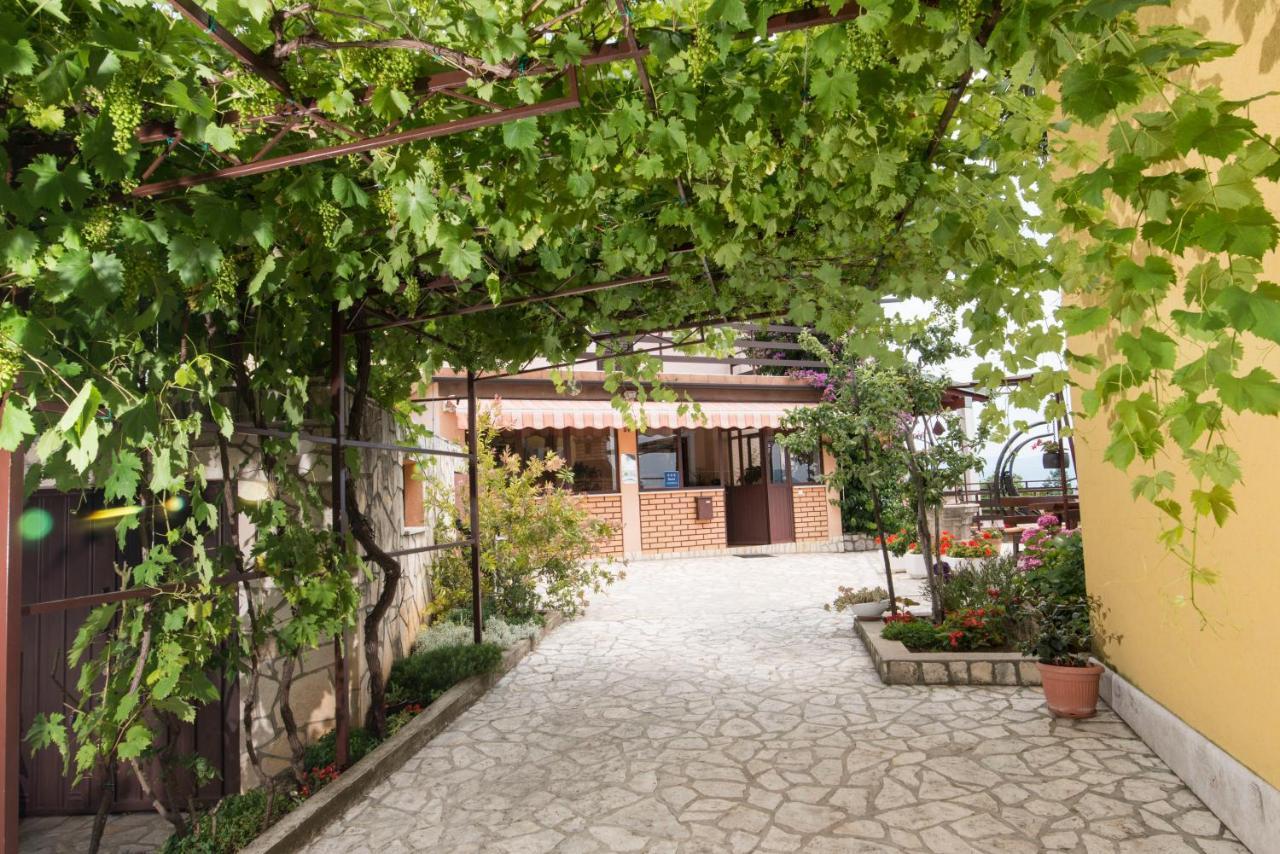 Apartment Alba Медвежа Экстерьер фото